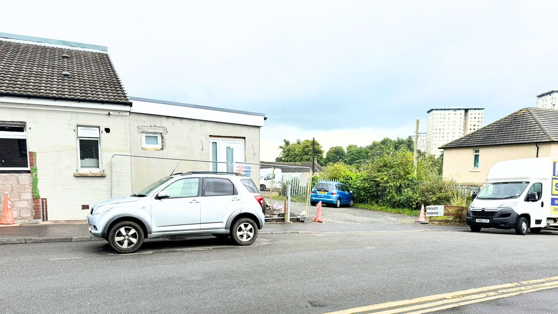 Burnhead Lane, Falkirk – 100 metres from pedestrianised High Street