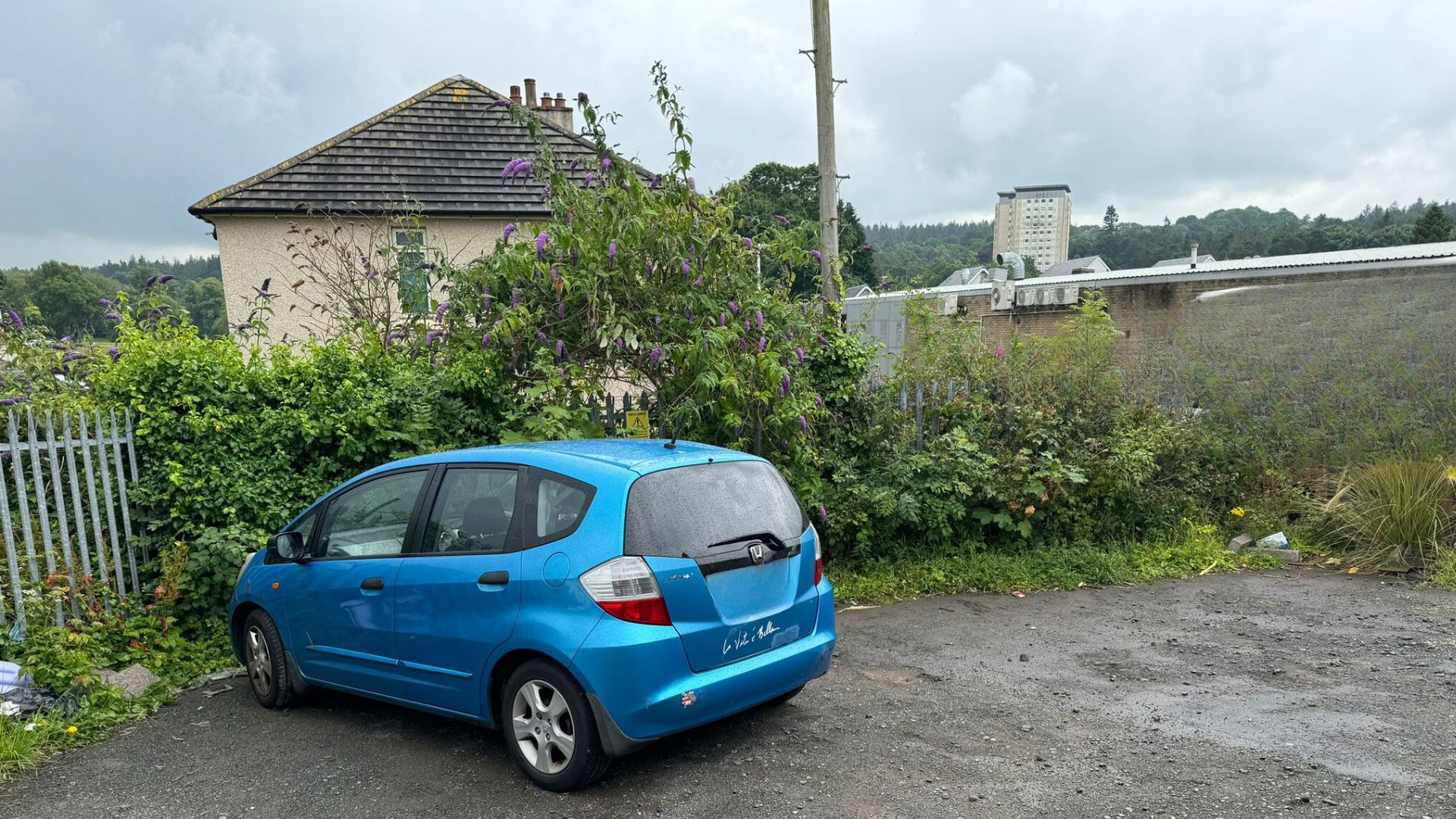 Burnhead Lane, Falkirk – 100 metres from pedestrianised High Street