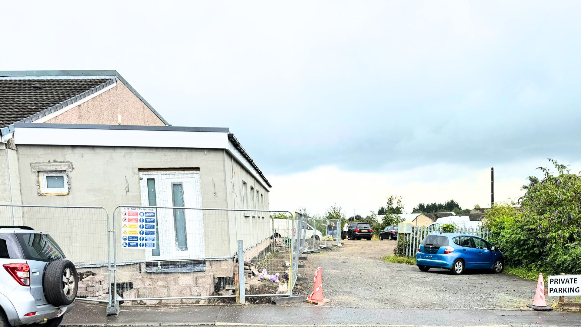 Burnhead Lane, Falkirk – 100 metres from pedestrianised High Street