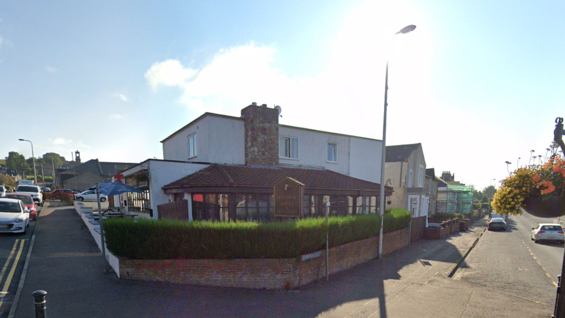 Edinburgh Road, Bathgate, West Lothian - town centre hotel and restaurant